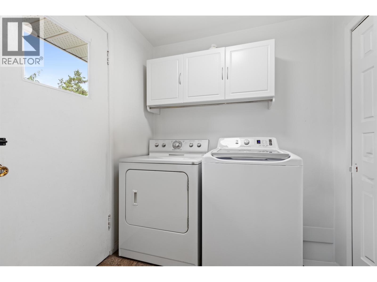 12121 228 Street, Maple Ridge, British Columbia  V2X 6M2 - Photo 4 - R3048204