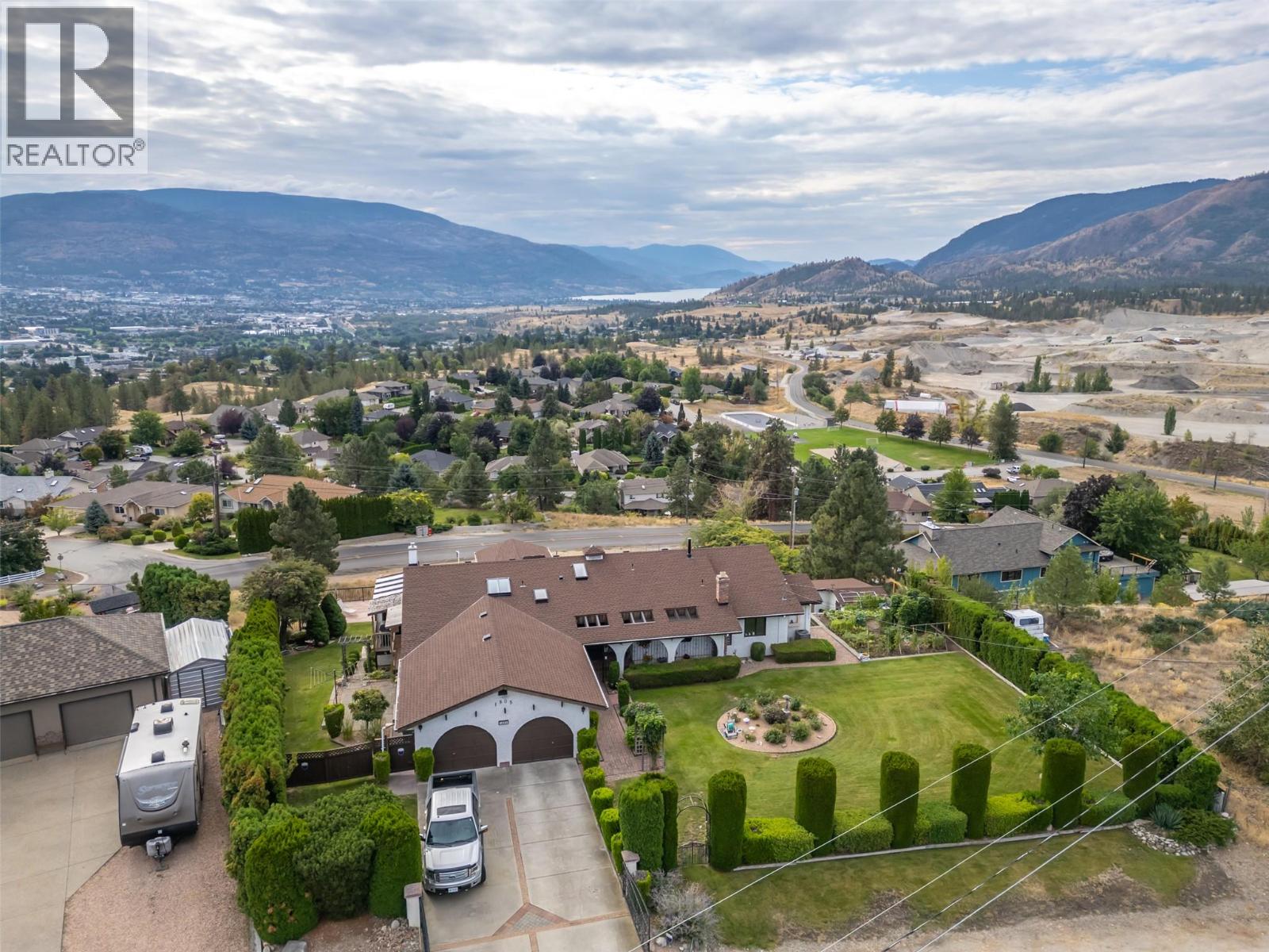 1805 Estates Place, penticton, British Columbia