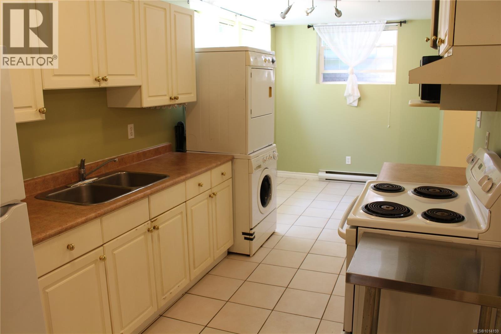 1046 St. Charles St, Victoria, British Columbia  V8S 3P6 - Photo 38 - 1014159