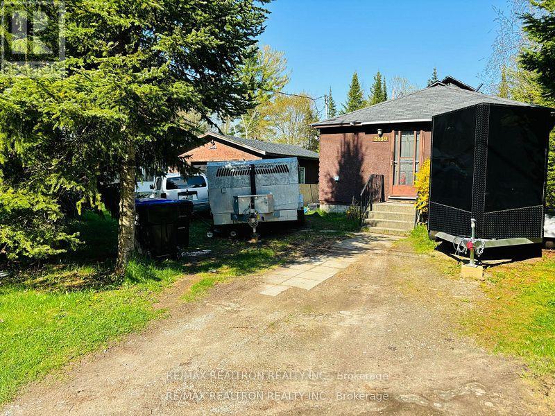 2439 Wallace Avenue, Innisfil, Ontario  L9S 2G5 - Photo 1 - N12407843