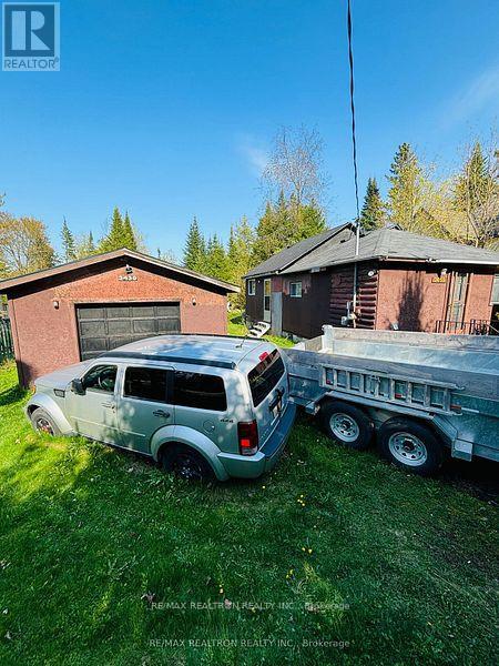 2439 Wallace Avenue, Innisfil, Ontario  L9S 2G5 - Photo 3 - N12407843