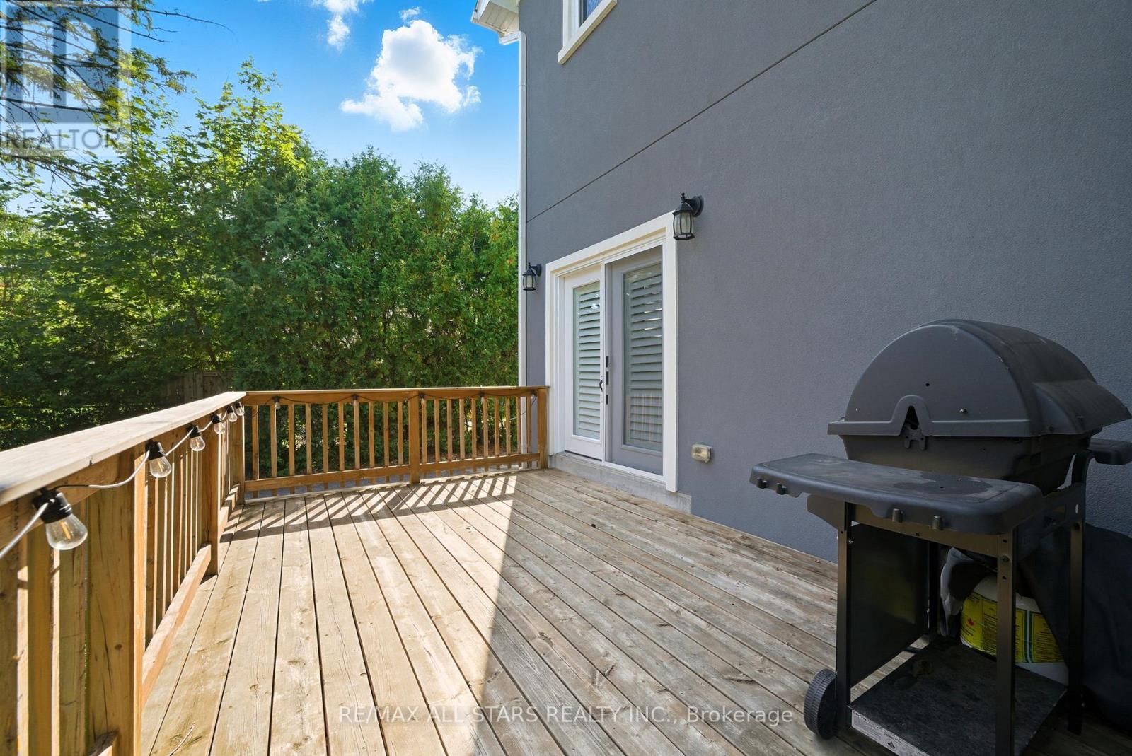 29 Patrick Drive, Aurora, Ontario  L4G 2A6 - Photo 37 - N12407866