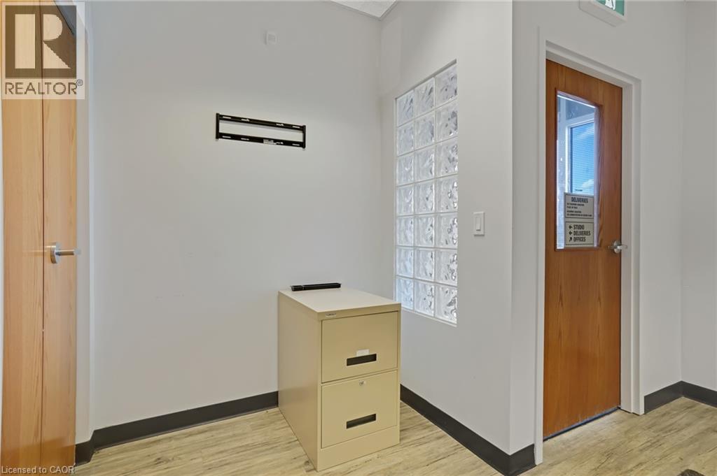 44 Saltsman Drive Unit# 3, Cambridge, Ontario  N3H 4R7 - Photo 4 - 40767497