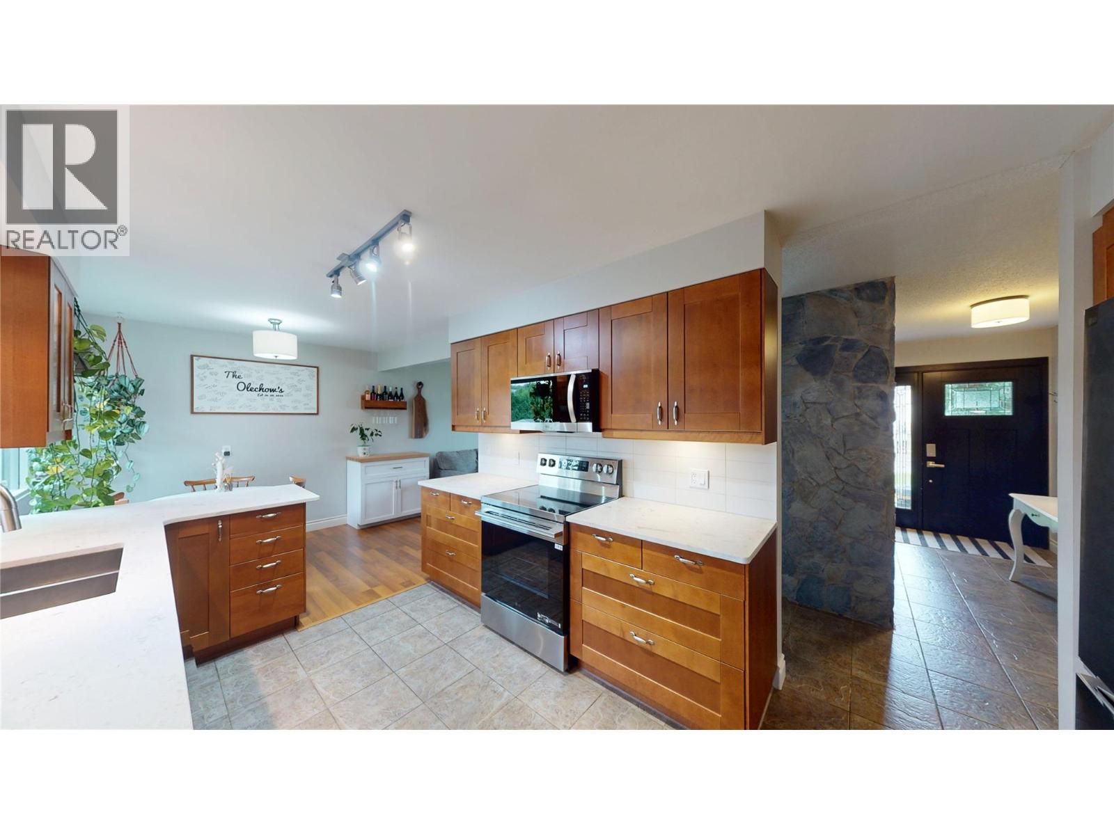 704 12th Avenue S, Cranbrook, British Columbia  V1C 2T2 - Photo 16 - 10363104