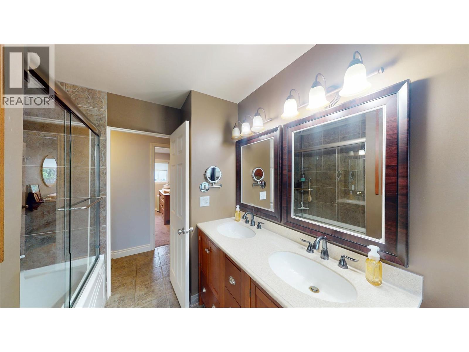 704 12th Avenue S, Cranbrook, British Columbia  V1C 2T2 - Photo 19 - 10363104
