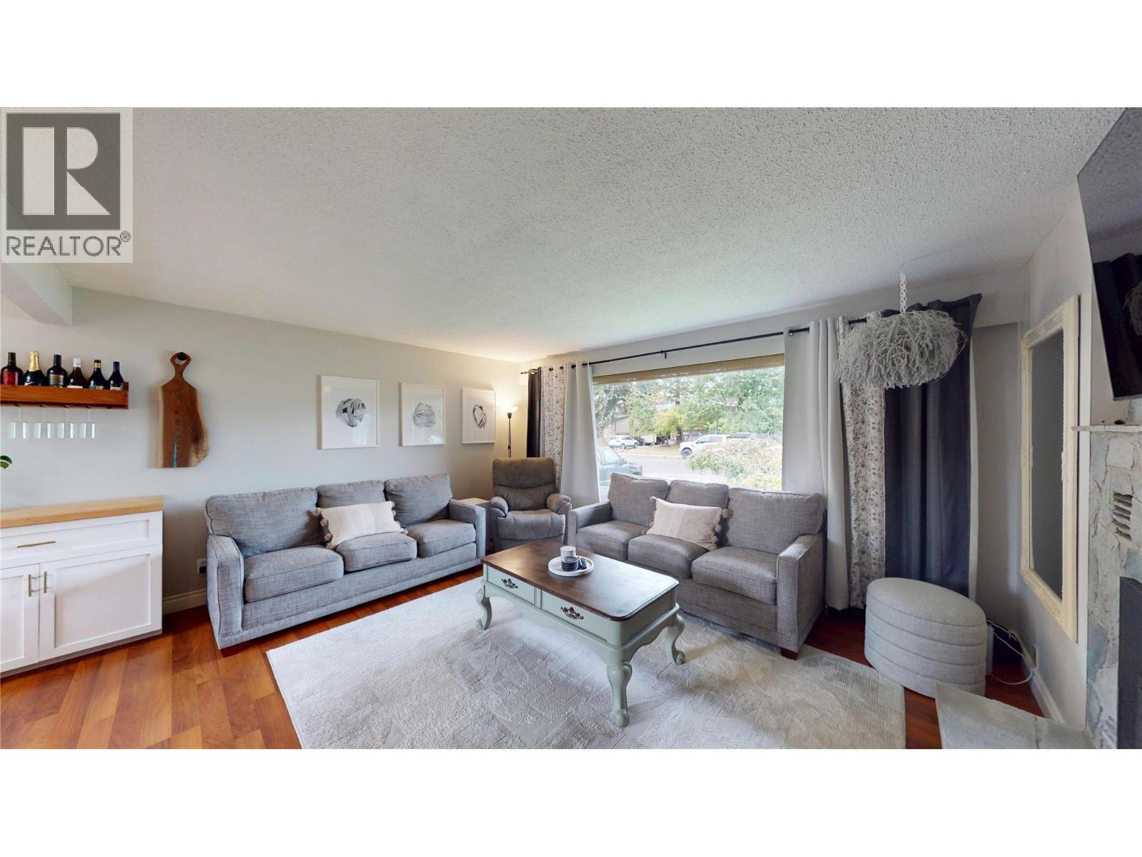704 12th Avenue S, Cranbrook, British Columbia  V1C 2T2 - Photo 6 - 10363104