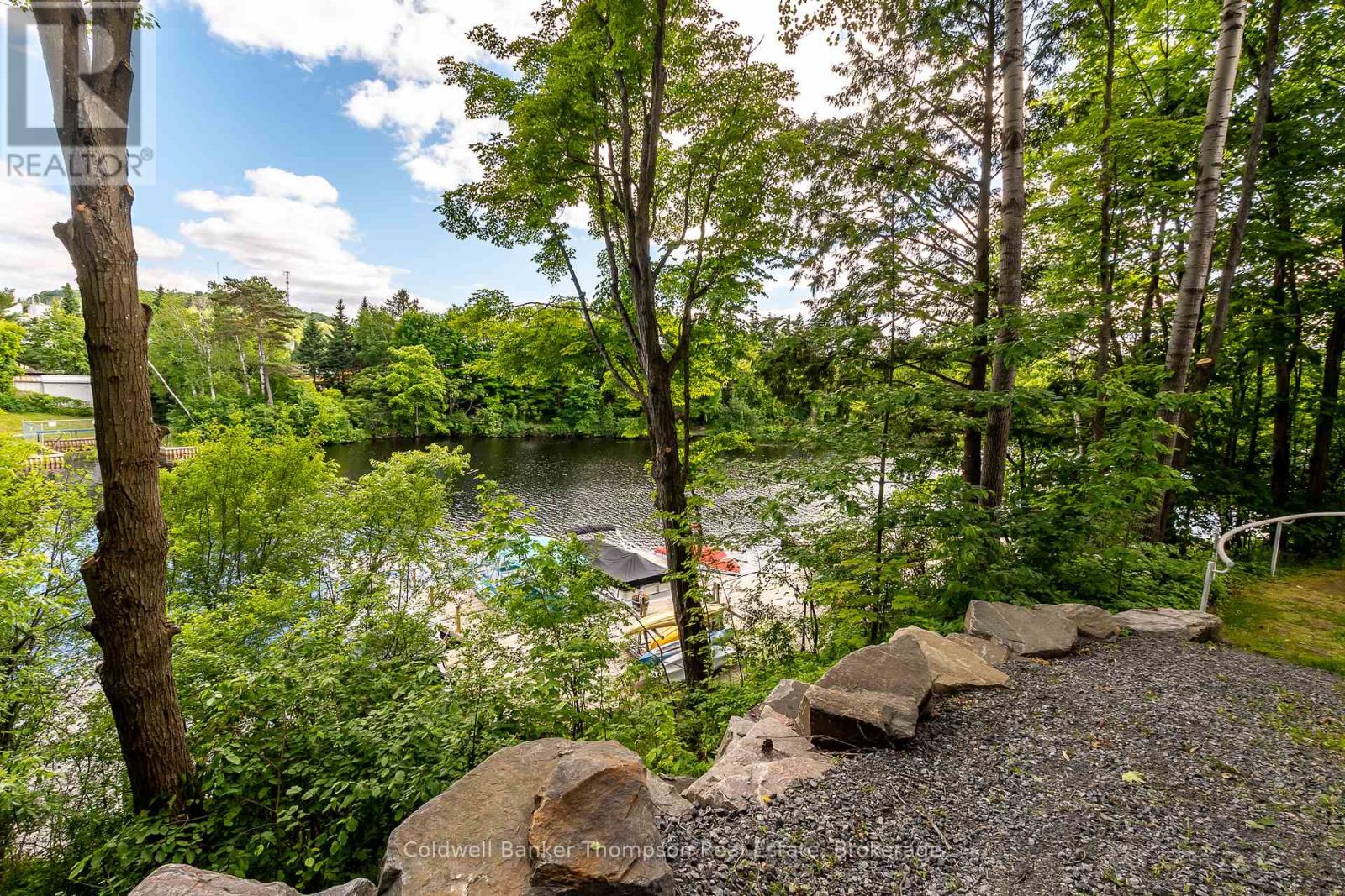 203 - 31 Dairy Lane, Huntsville, Ontario  P1H 2L7 - Photo 20 - X12407890