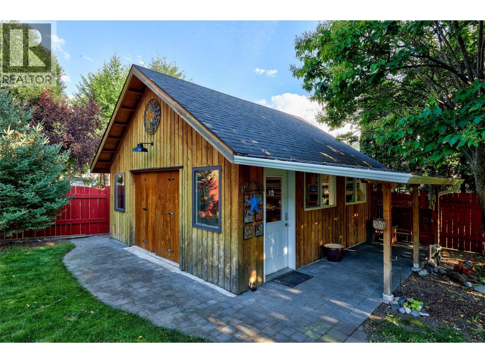 1926 Greaves Avenue, Merritt, British Columbia  V1K 1J3 - Photo 40 - 10363028