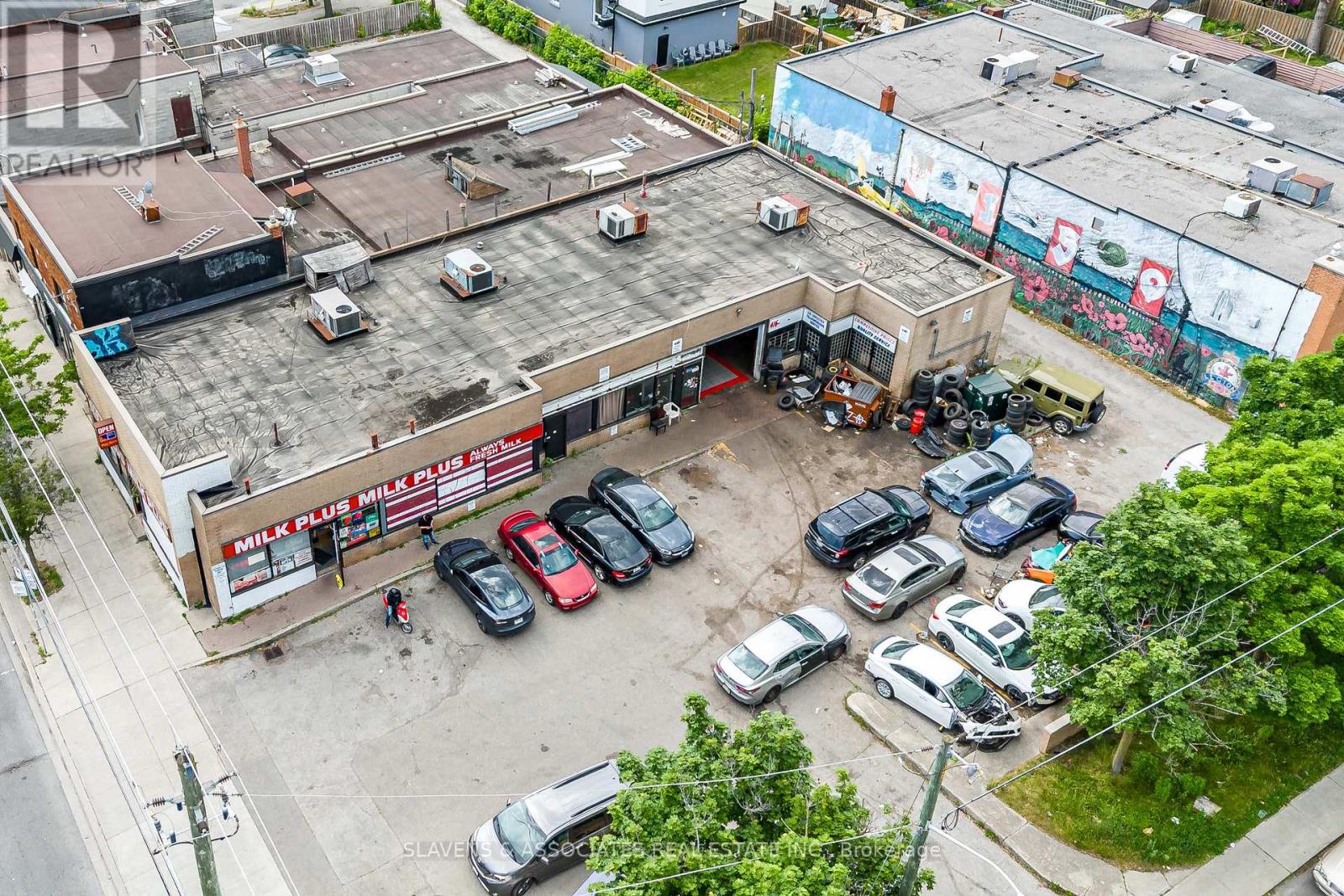 3312 Danforth Avenue, Toronto, Ontario  M1L 1C4 - Photo 4 - E12406468