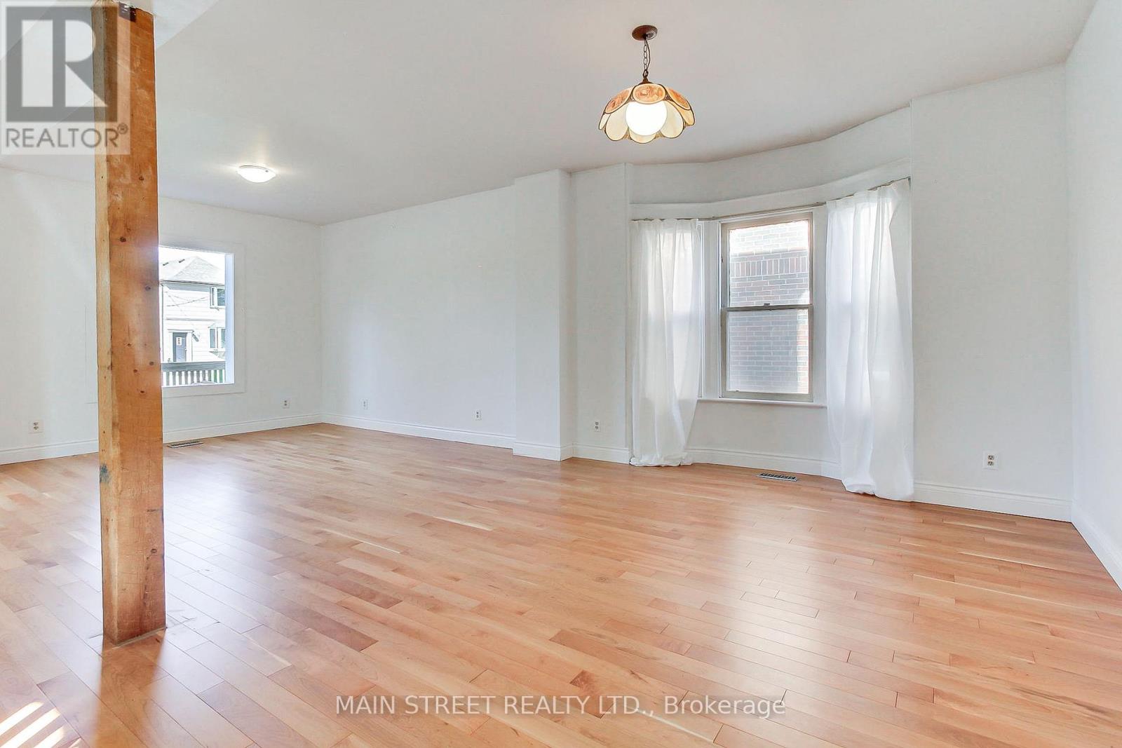 79 Simpson Avenue, Toronto, Ontario  M8Z 1E4 - Photo 9 - W12407028