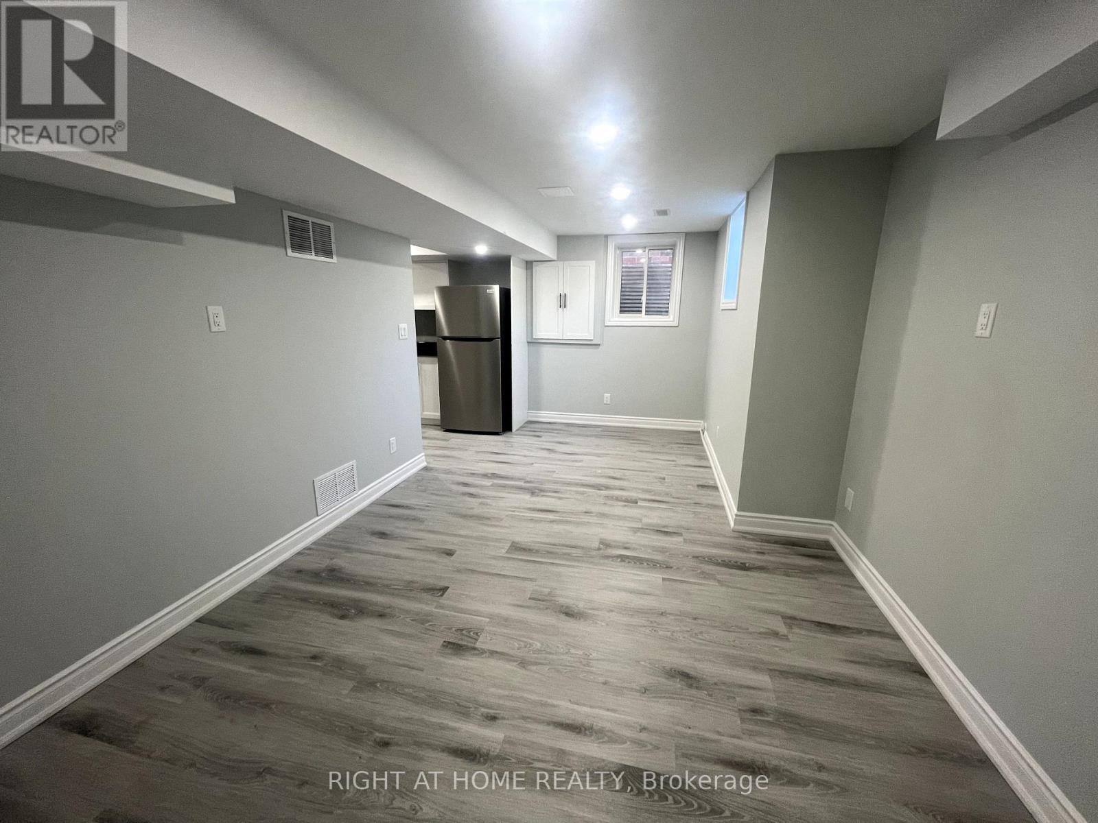 Basement - 22 Amboise Crescent, Brampton, Ontario  L7A 2R2 - Photo 9 - W12407867