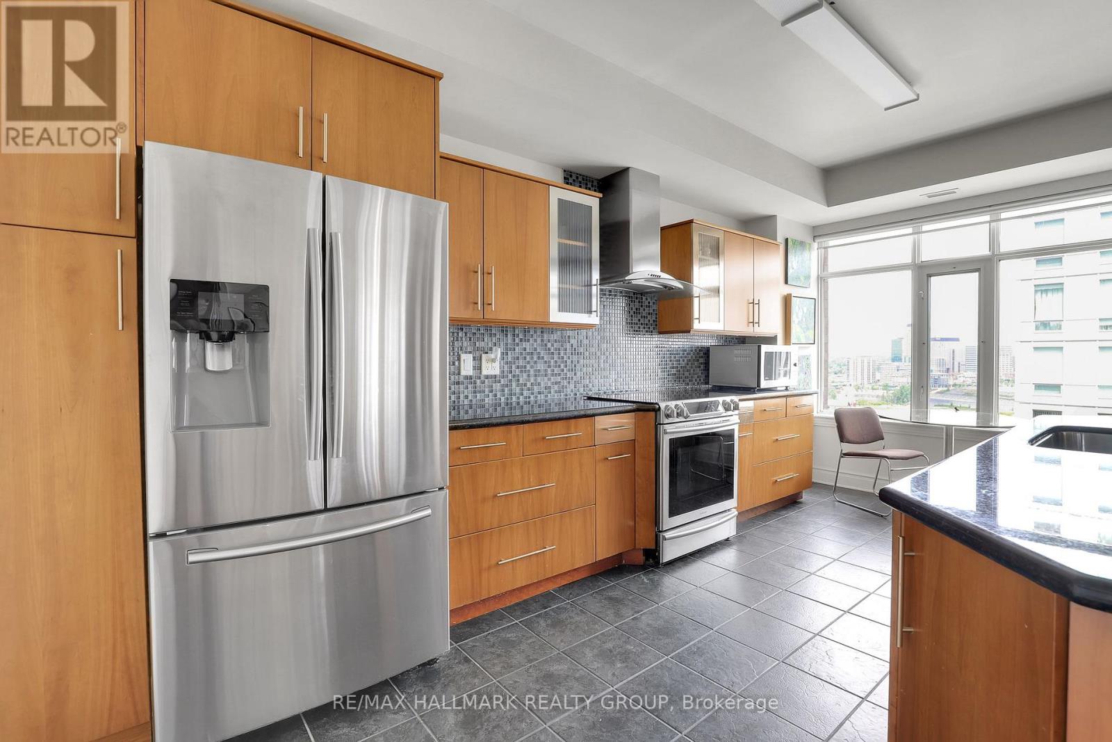 1003 - 85 Bronson Avenue, Ottawa, Ontario  K1R 6G7 - Photo 17 - X12407879