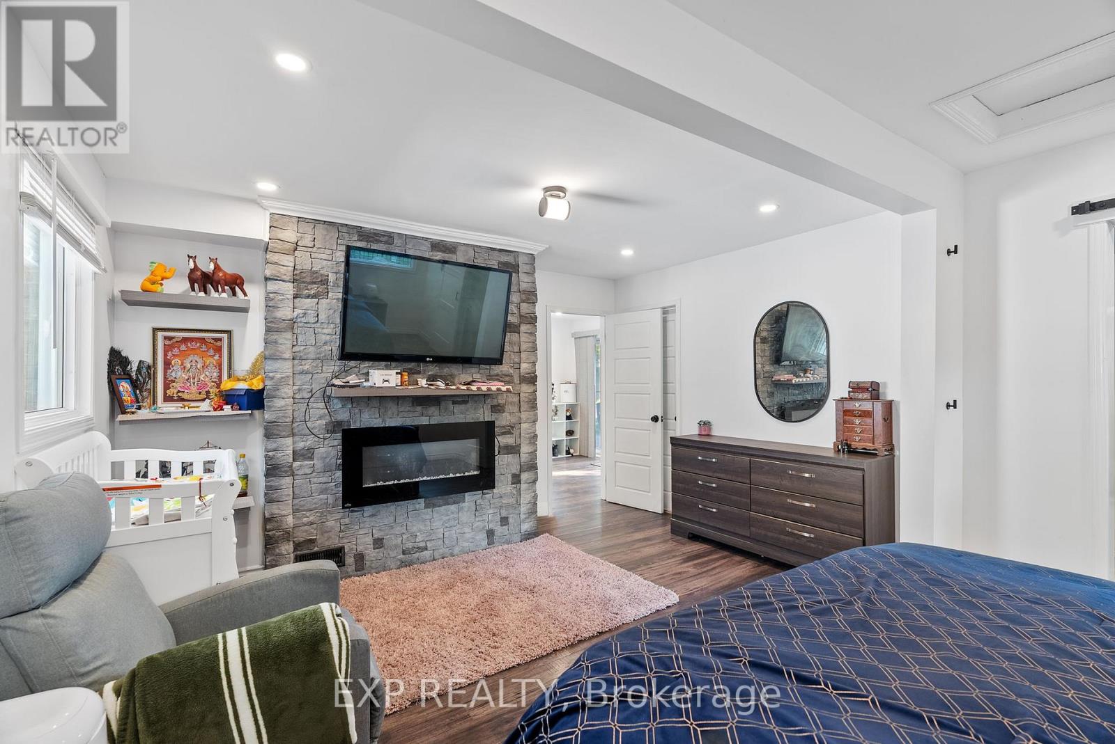 9 Ann Street, Lambton Shores, Ontario  N0N 1J0 - Photo 20 - X12407911