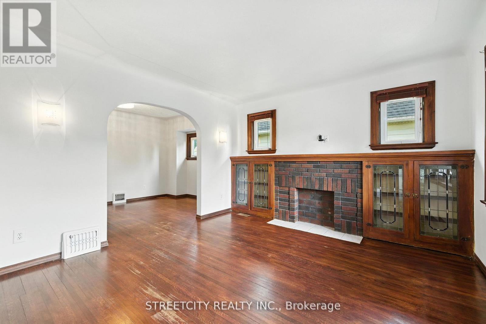 418 Ashland Avenue, London East, Ontario  N5W 4G3 - Photo 6 - X12407924