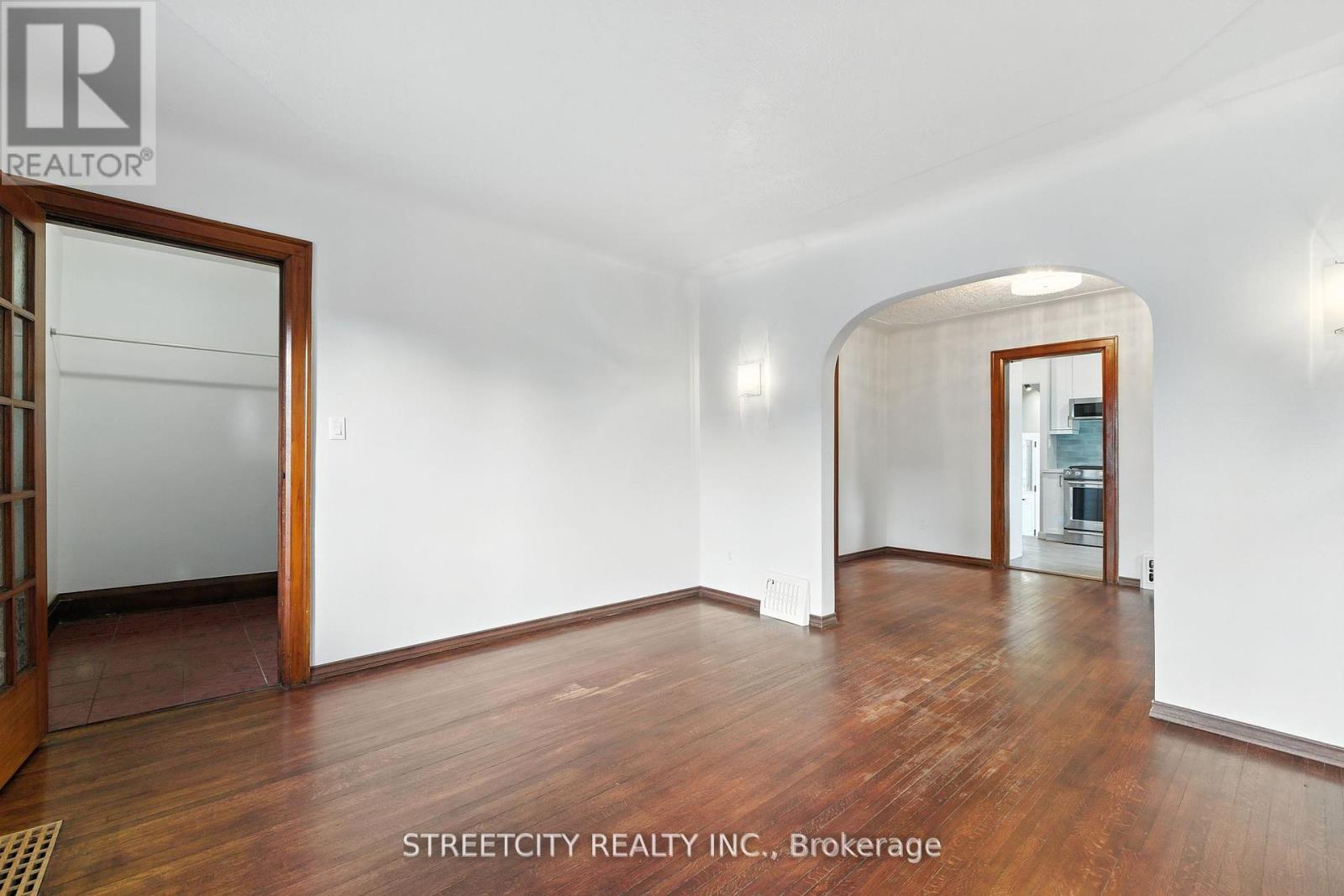 418 Ashland Avenue, London East, Ontario  N5W 4G3 - Photo 7 - X12407924