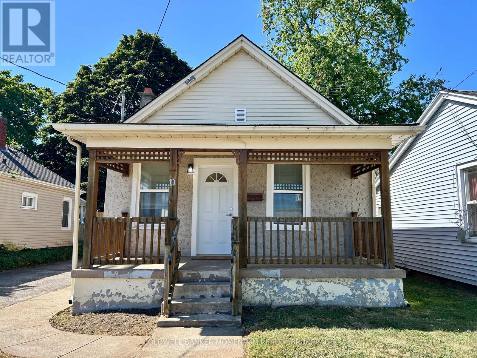 11 GREENLAW PLACE, St. Catharines, Ontario