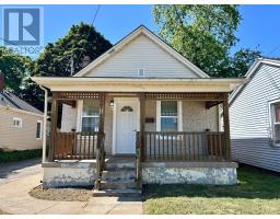 11 GREENLAW PLACE, St. Catharines, Ontario