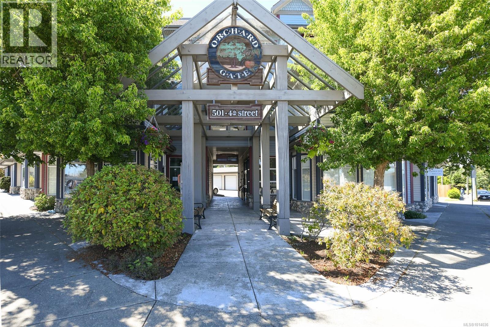 302 501 4th St, Courtenay, British Columbia  V9N 1H3 - Photo 2 - 1014036