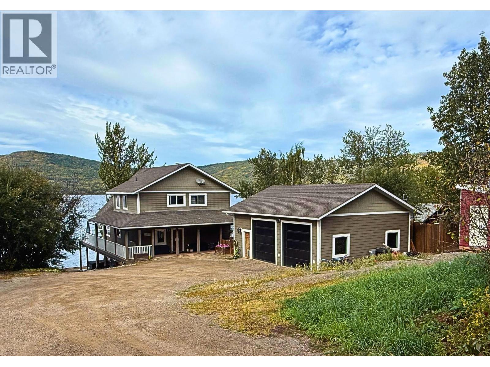 6986 South Moberly Lake Road, Moberly Lake, British Columbia