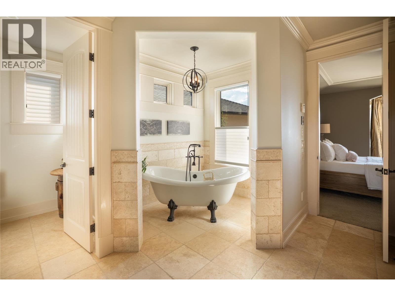 710 ARBOR VIEW Drive Kelowna Photo 27