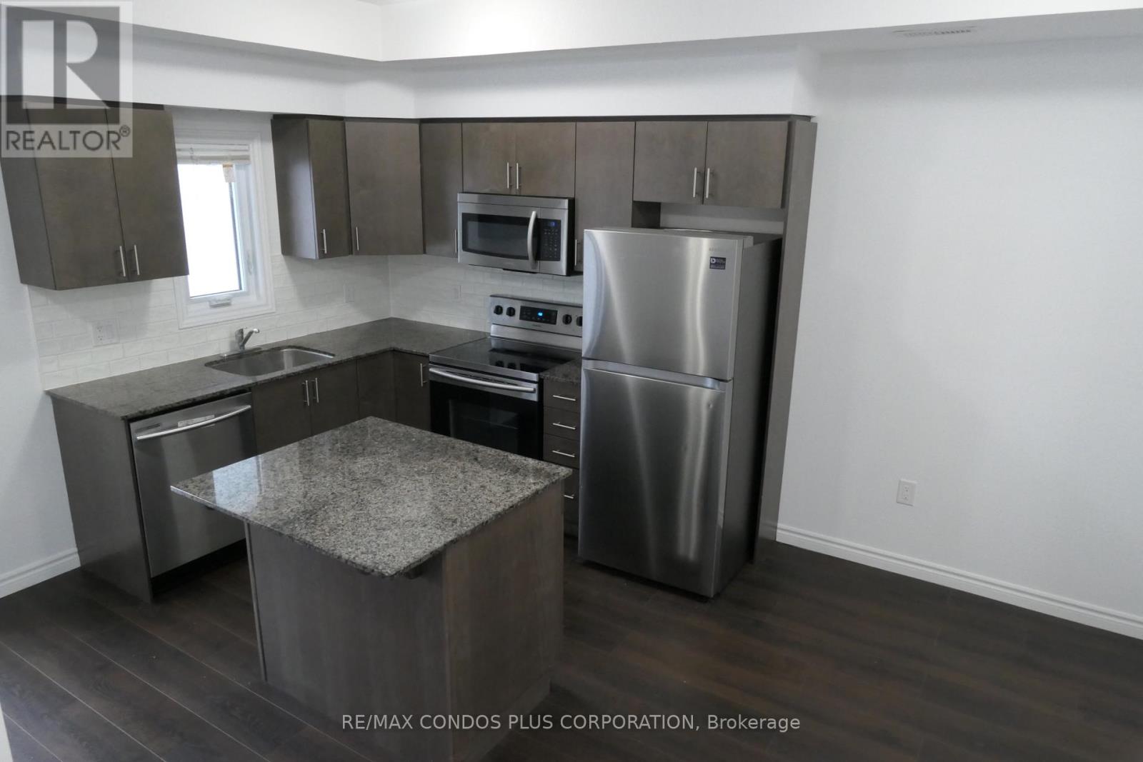 31a - 1430 Highland Road W, Kitchener, Ontario  N2N 0C3 - Photo 2 - X12407844