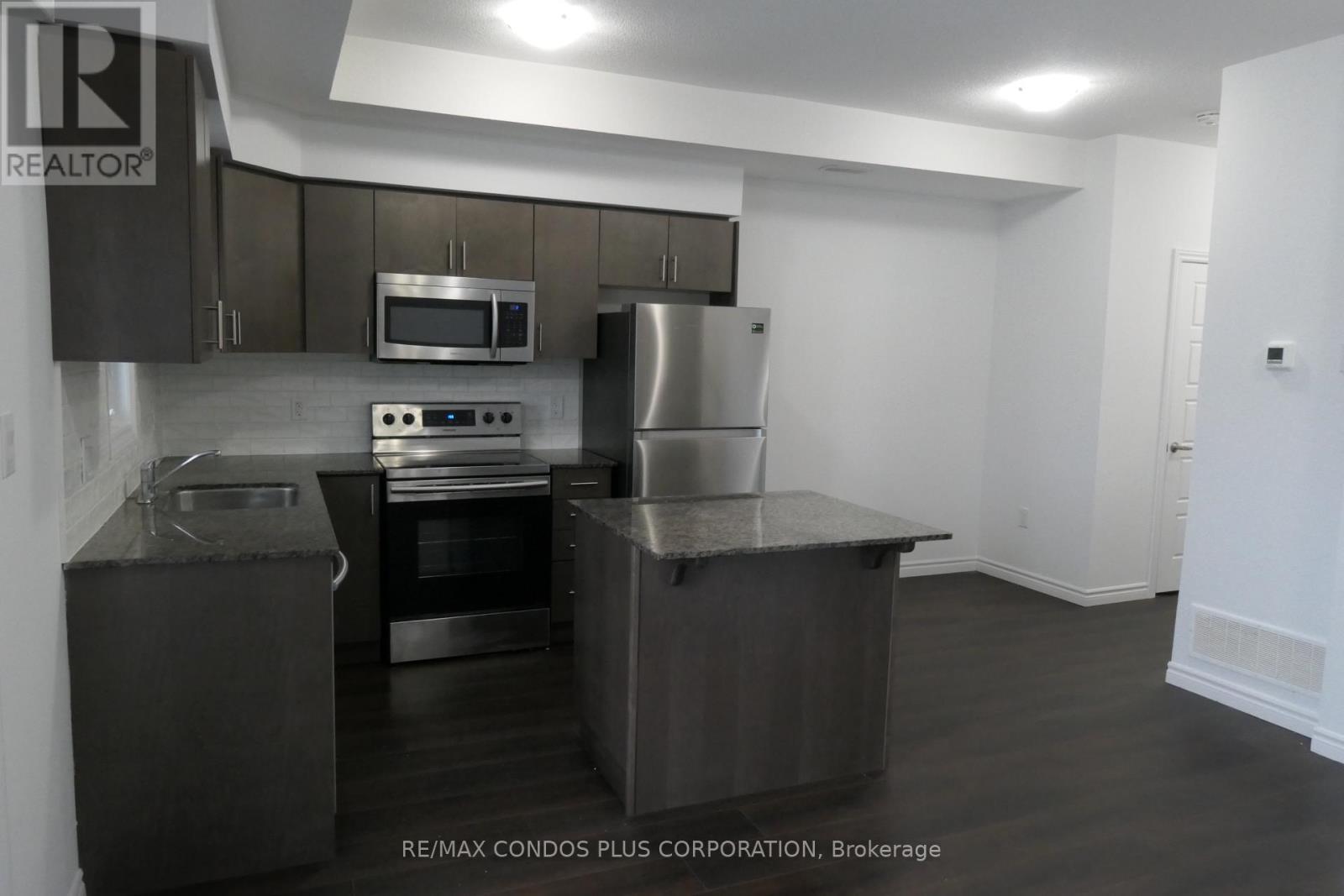 31a - 1430 Highland Road W, Kitchener, Ontario  N2N 0C3 - Photo 3 - X12407844
