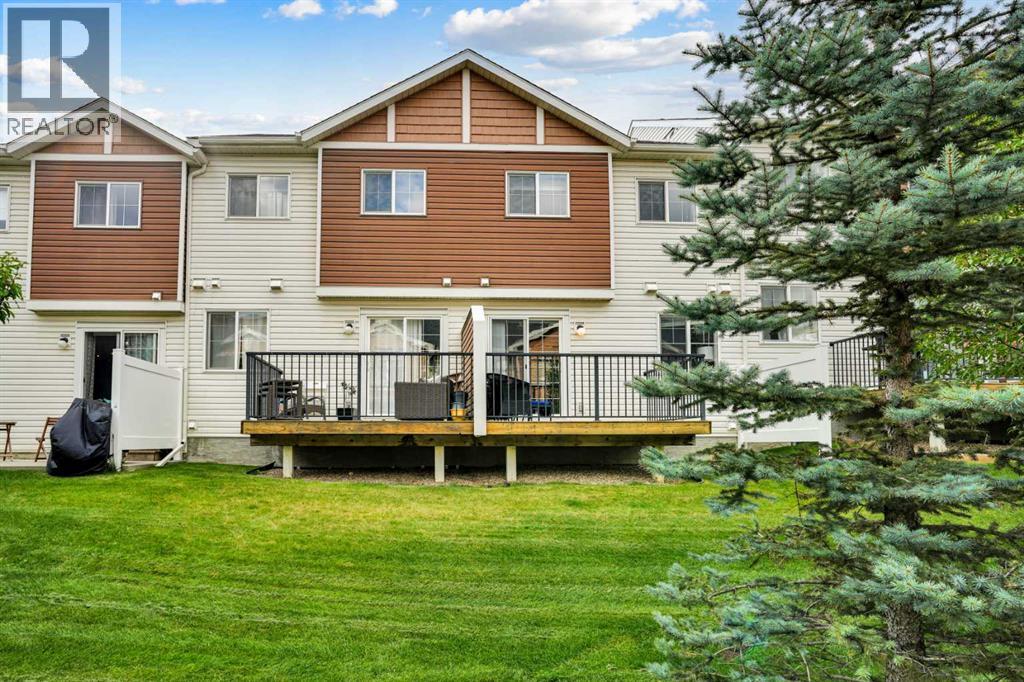 101 Pantego Lane Nw, Calgary, Alberta  T3K 0T1 - Photo 37 - A2251132