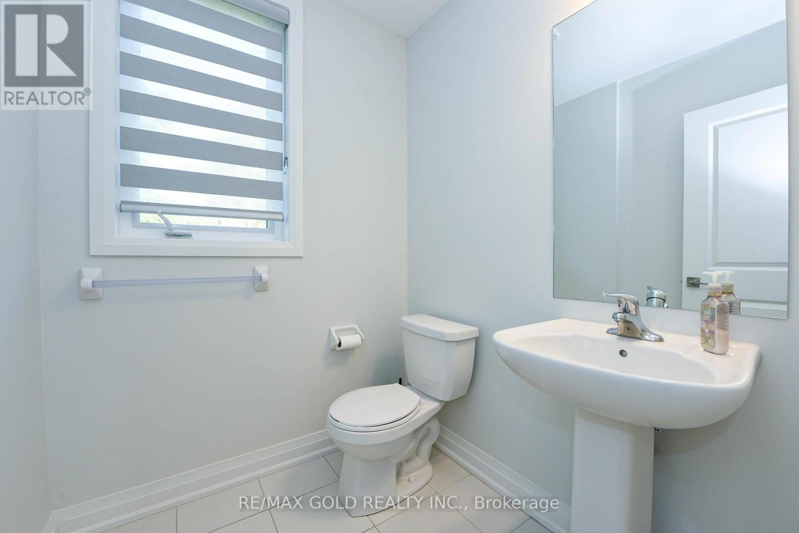 48 Windtree Way, Halton Hills (Georgetown), Ontario  L7G 0P6 - Photo 24 - W12407870