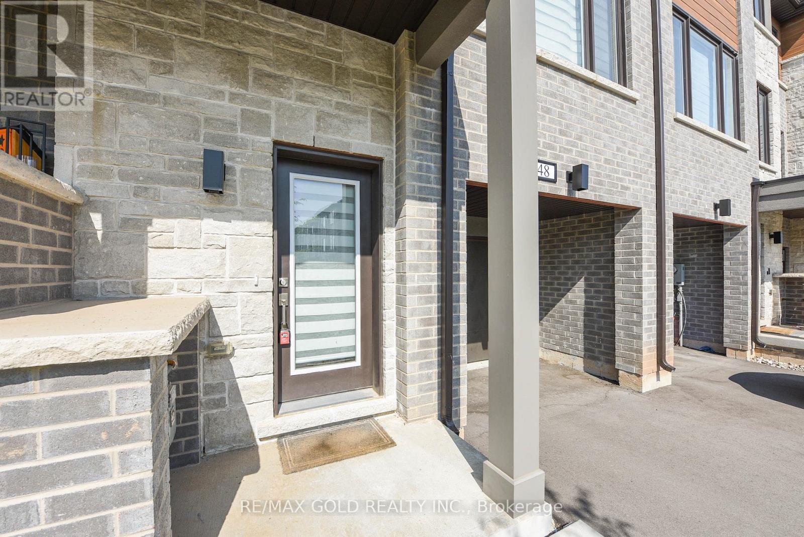 48 Windtree Way, Halton Hills (Georgetown), Ontario  L7G 0P6 - Photo 3 - W12407870