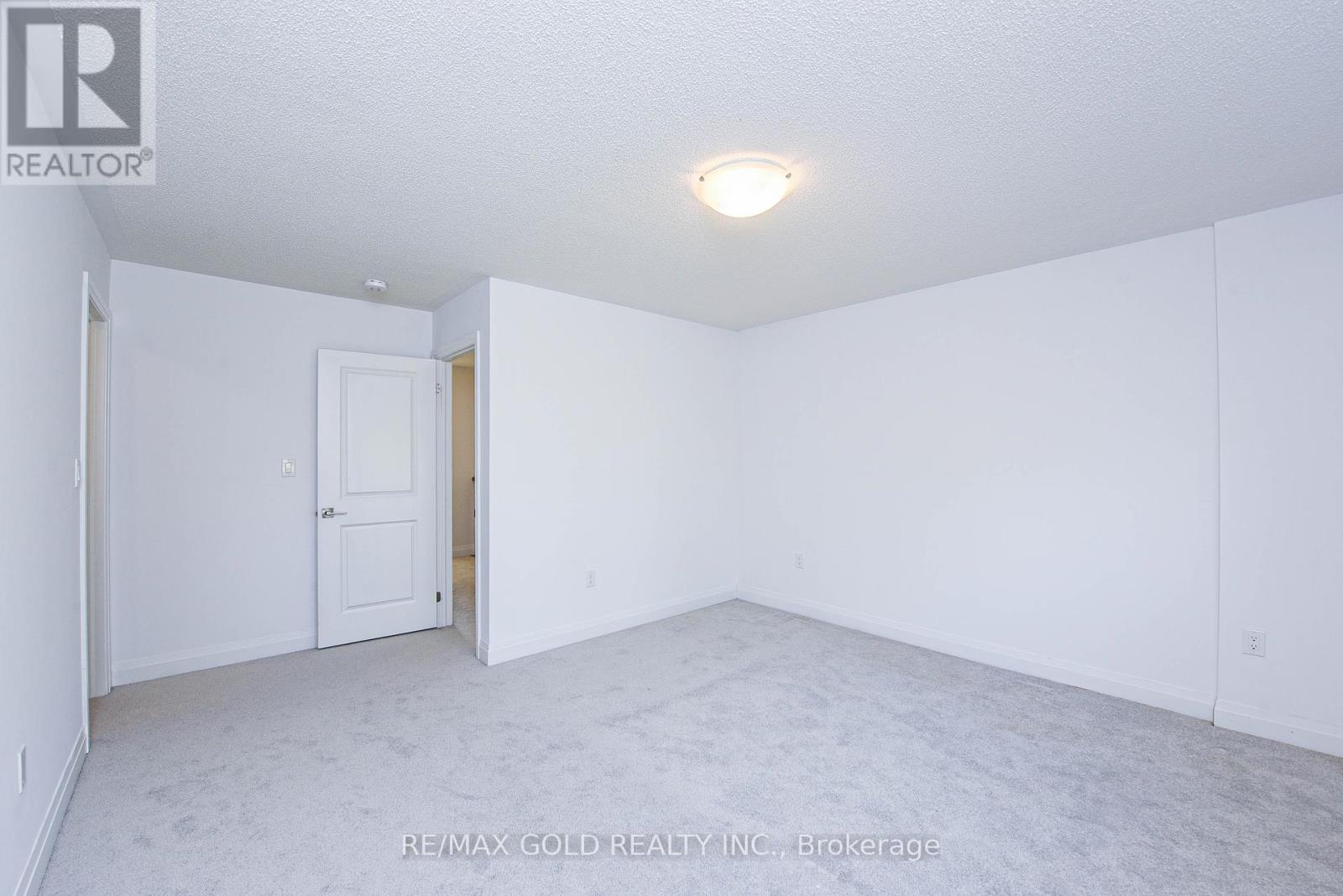48 Windtree Way, Halton Hills (Georgetown), Ontario  L7G 0P6 - Photo 28 - W12407870