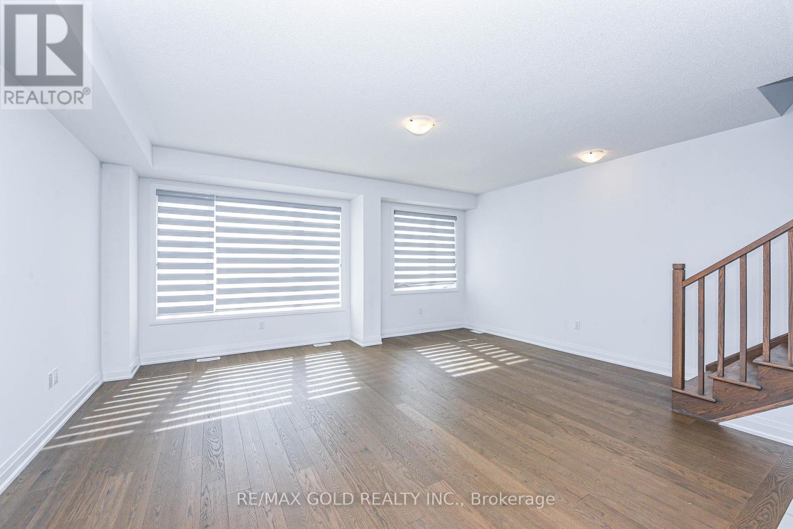 48 Windtree Way, Halton Hills (Georgetown), Ontario  L7G 0P6 - Photo 46 - W12407870