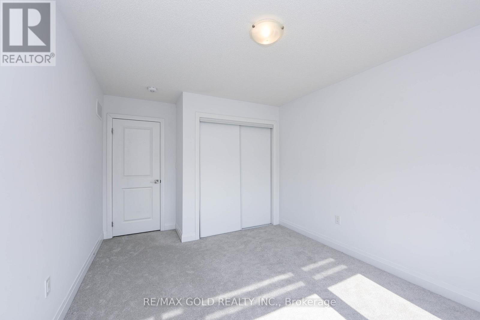48 Windtree Way, Halton Hills (Georgetown), Ontario  L7G 0P6 - Photo 35 - W12407870