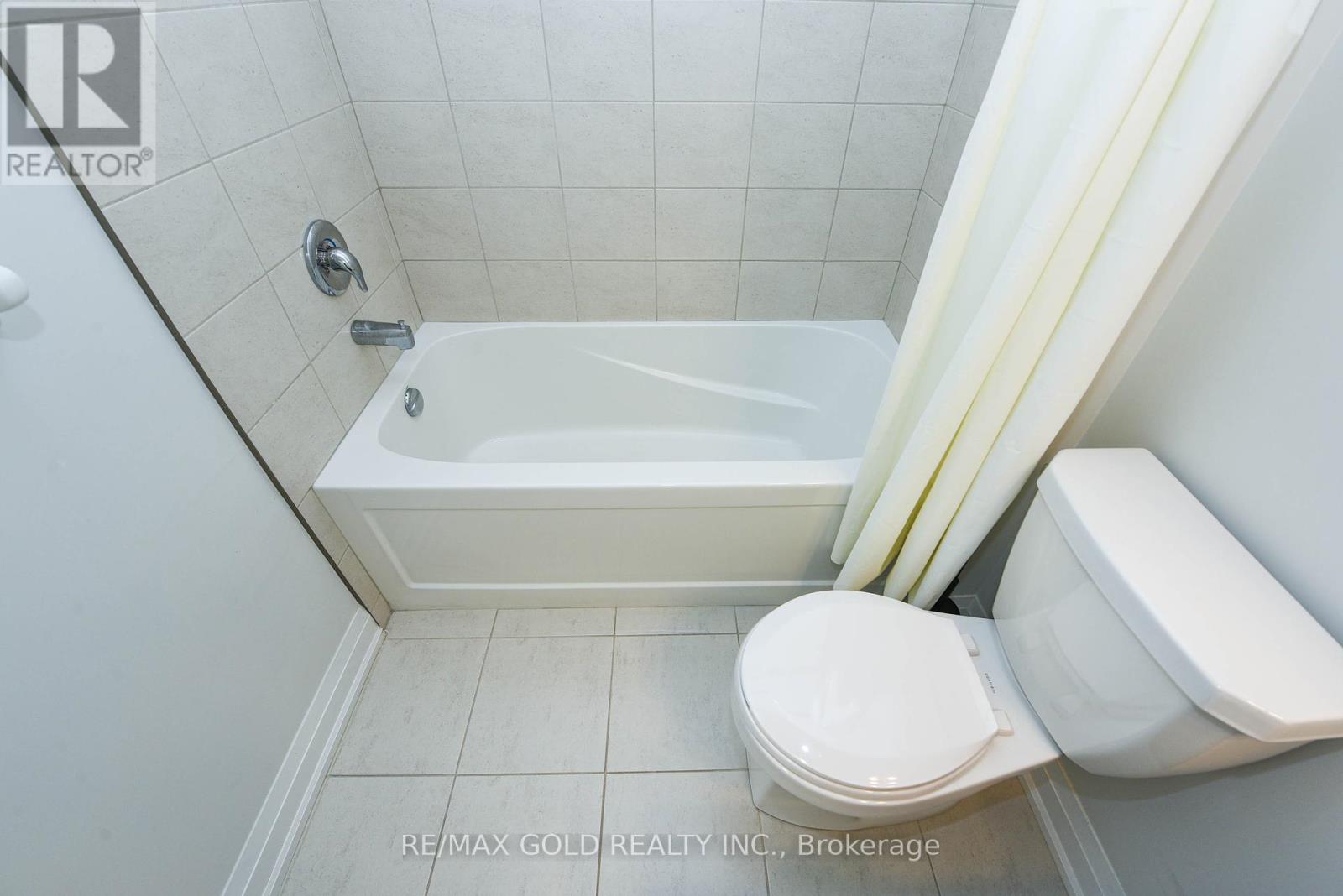 48 Windtree Way, Halton Hills (Georgetown), Ontario  L7G 0P6 - Photo 37 - W12407870