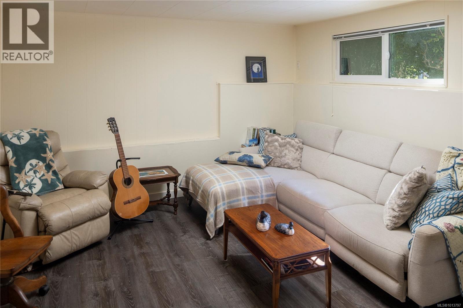 1846 San Juan Ave, Saanich, British Columbia  V8N 2H9 - Photo 14 - 1013797