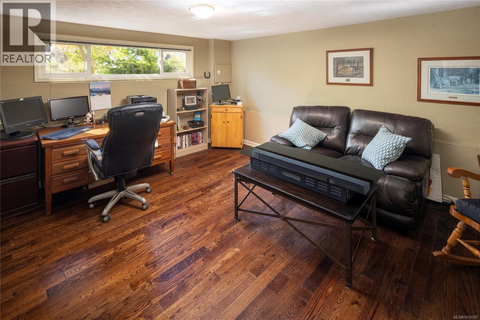 1846 San Juan Ave, Saanich, British Columbia  V8N 2H9 - Photo 9 - 1013797