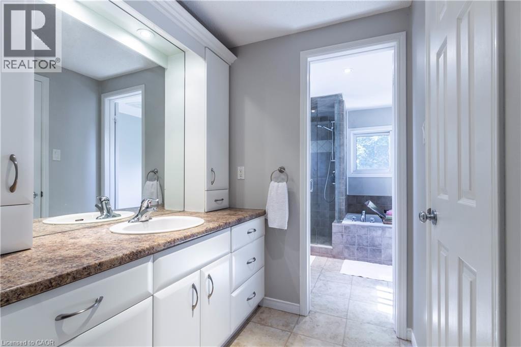 104 Valley Ridge Crescent, Waterloo, Ontario  N2T 1X2 - Photo 24 - 40767383