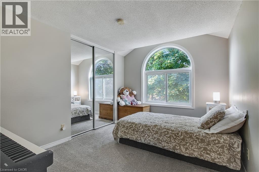 104 Valley Ridge Crescent, Waterloo, Ontario  N2T 1X2 - Photo 32 - 40767383