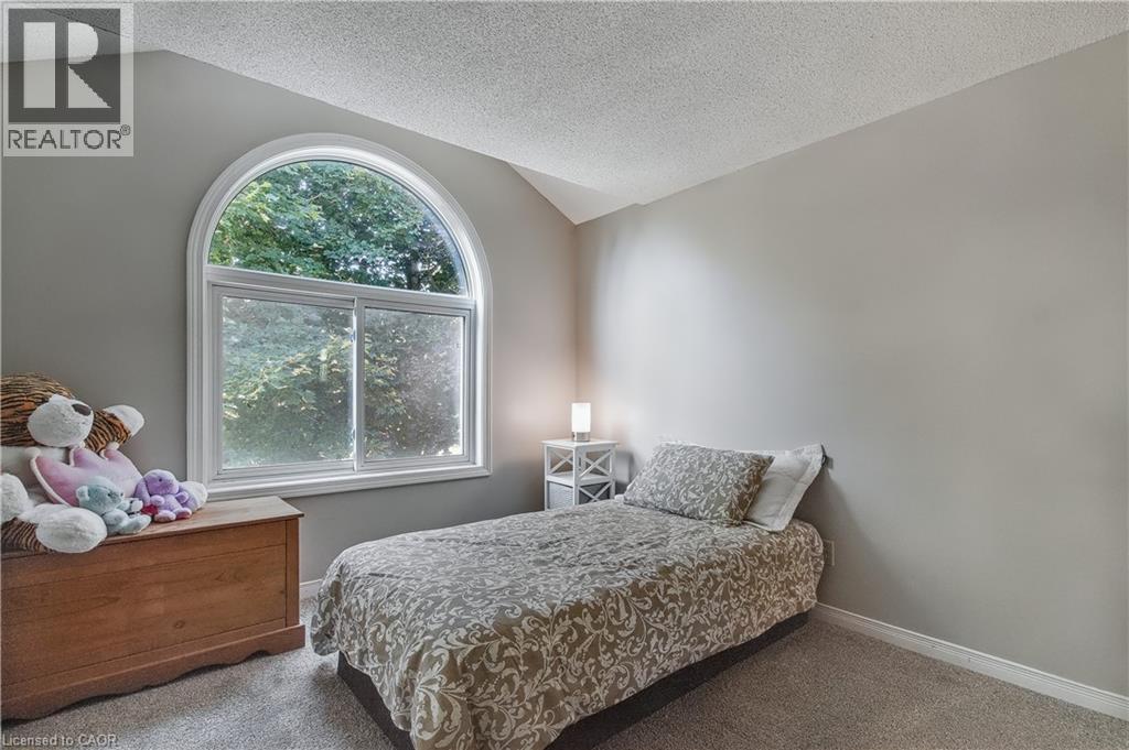 104 Valley Ridge Crescent, Waterloo, Ontario  N2T 1X2 - Photo 33 - 40767383