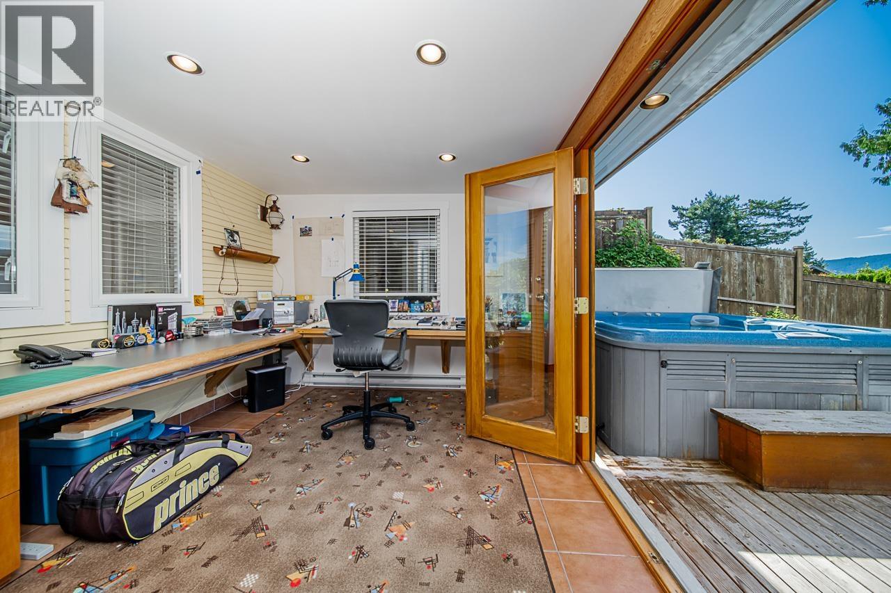 6245 Nelson Avenue, West Vancouver, British Columbia  V7W 2A2 - Photo 29 - R3048190