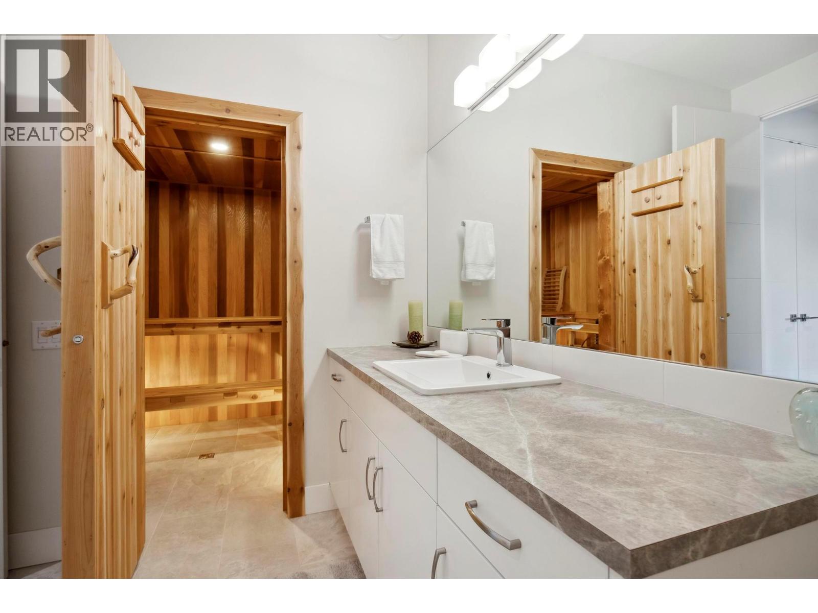 1612 Kimberlite Drive, Lake Country, British Columbia  V4V 2T4 - Photo 43 - 10363090