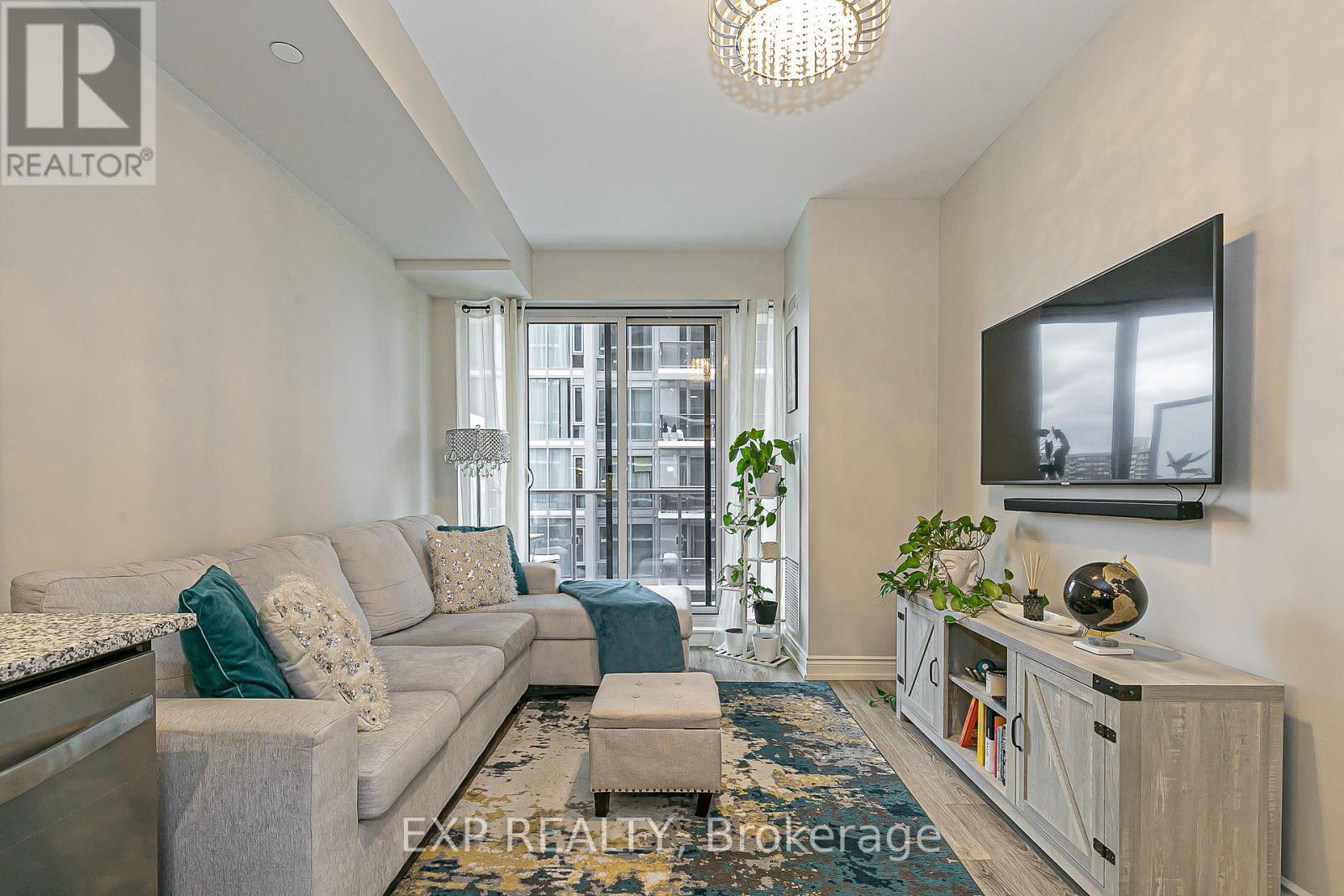 1005 - 9608 Yonge Street, Richmond Hill (North Richvale), Ontario  L4C 1V6 - Photo 24 - N12407909
