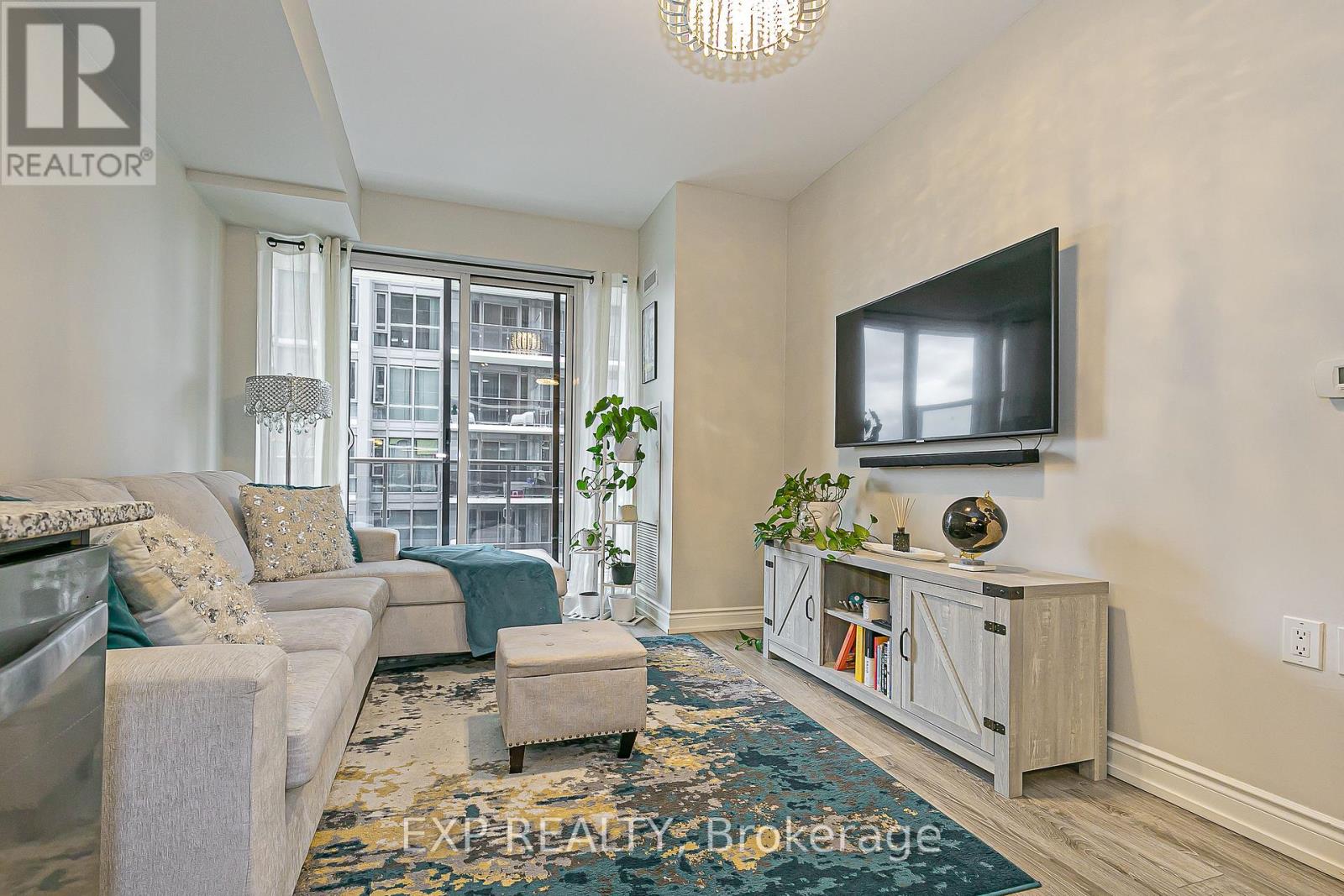 1005 - 9608 Yonge Street, Richmond Hill (North Richvale), Ontario  L4C 1V6 - Photo 25 - N12407909