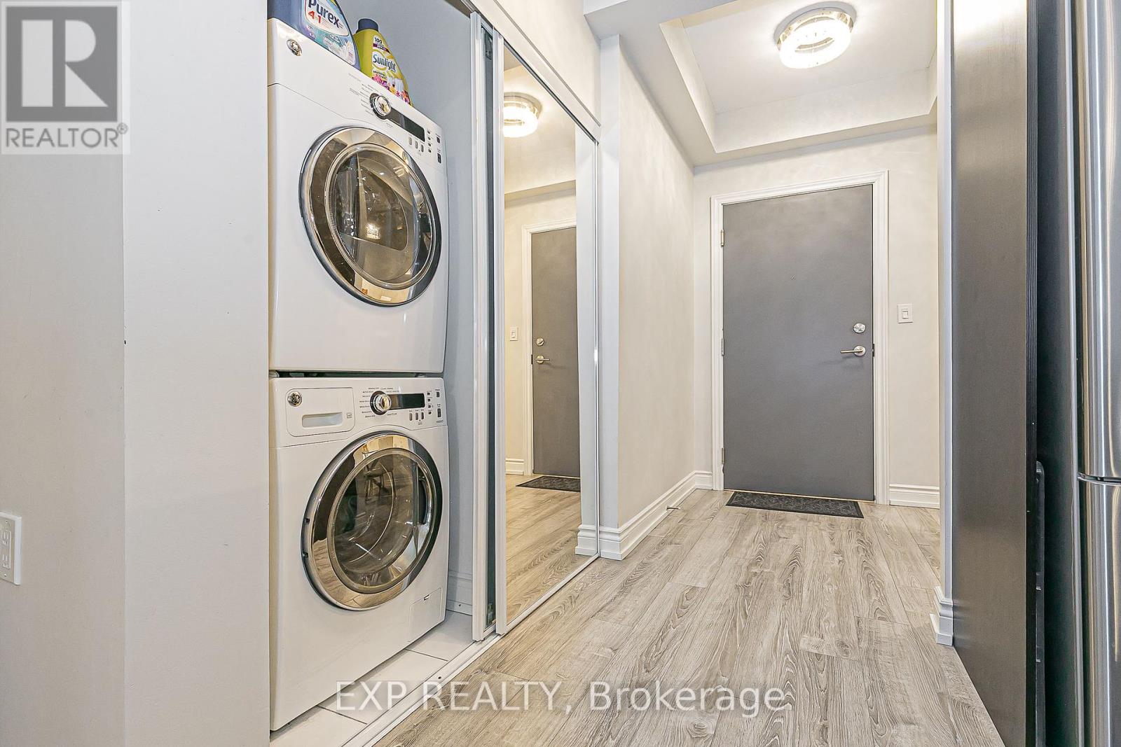 1005 - 9608 Yonge Street, Richmond Hill (North Richvale), Ontario  L4C 1V6 - Photo 35 - N12407909