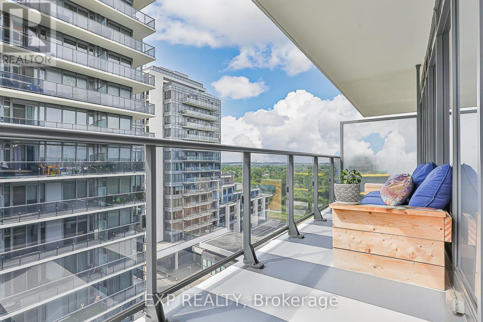1005 - 9608 Yonge Street, Richmond Hill (North Richvale), Ontario  L4C 1V6 - Photo 41 - N12407909