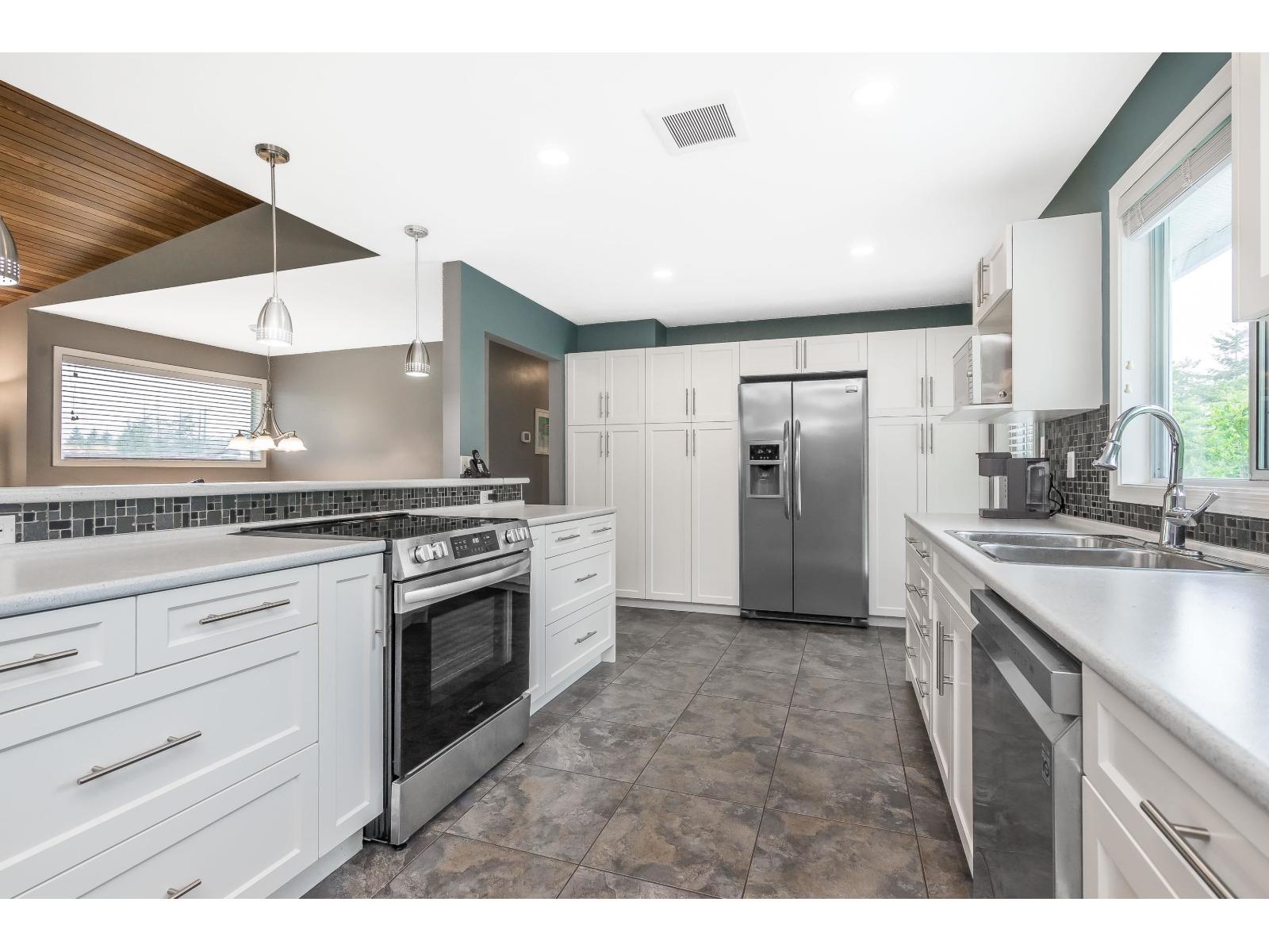 4440 Wilson Road, Yarrow, Yarrow, British Columbia  V2R 5C5 - Photo 11 - R3048562
