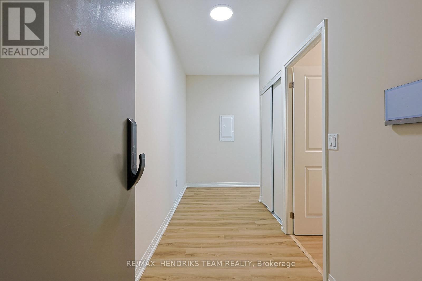 Lp40 - 50 Herrick Avenue, St. Catharines, Ontario  L2P 0G3 - Photo 5 - X12407945
