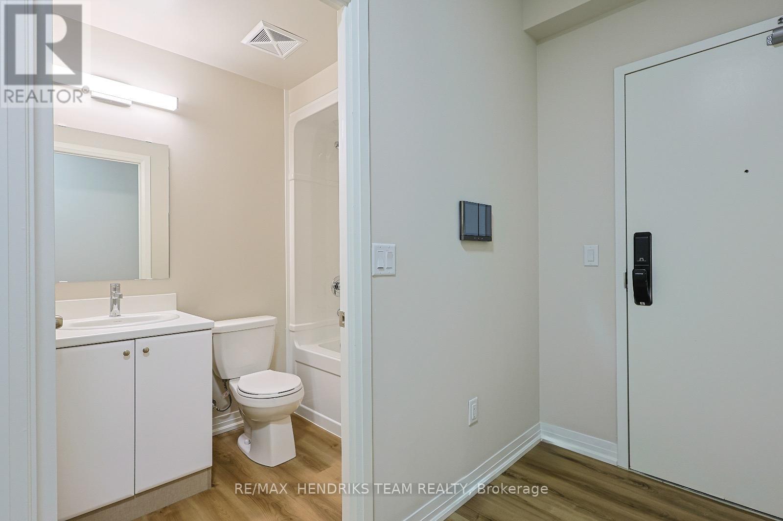 Lp40 - 50 Herrick Avenue, St. Catharines, Ontario  L2P 0G3 - Photo 7 - X12407945