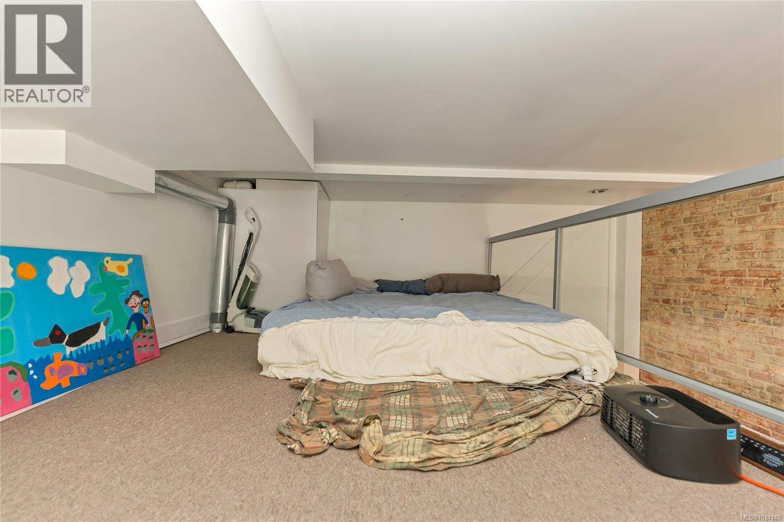203 562 Yates St, Victoria, British Columbia  V8W 1K8 - Photo 11 - 1014140