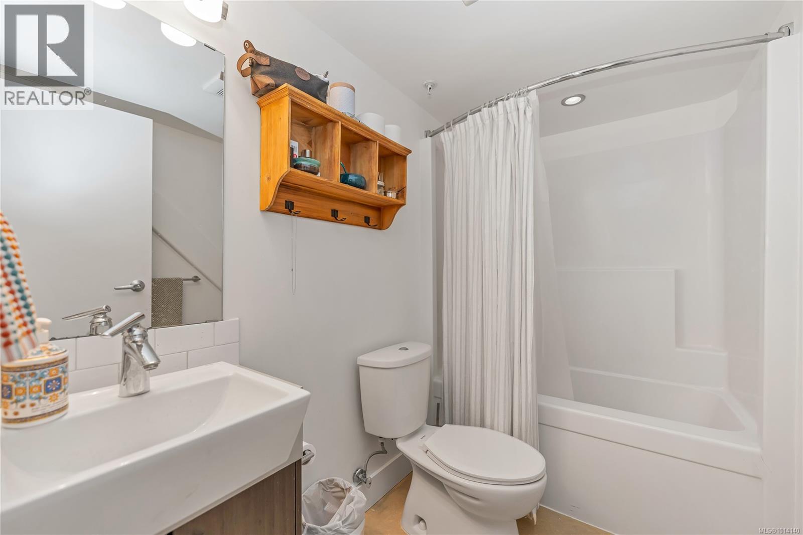 203 562 Yates St, Victoria, British Columbia  V8W 1K8 - Photo 17 - 1014140