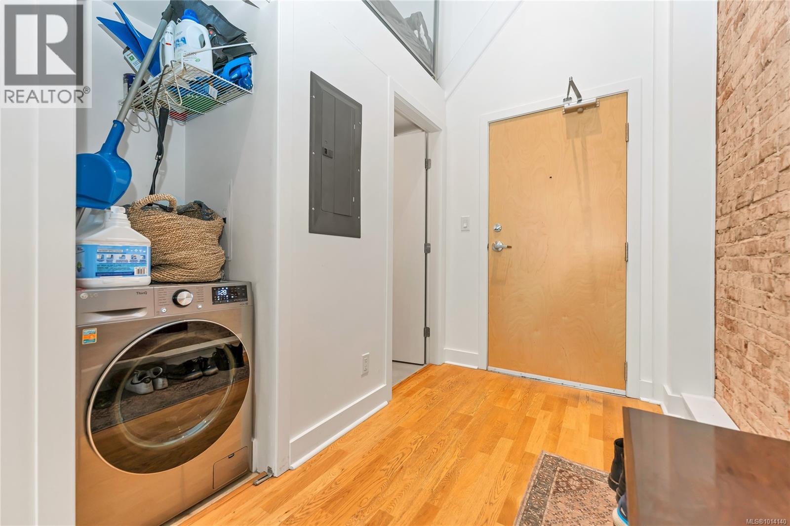 203 562 Yates St, Victoria, British Columbia  V8W 1K8 - Photo 18 - 1014140